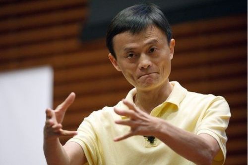 马云否认将移民香港：做“杭州佬”挺好