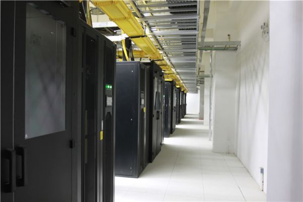 主机租用商详解精密空调系统安装的质量控制分析